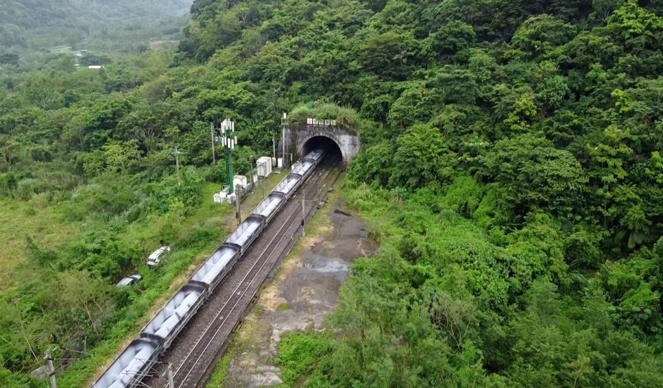 北廻鐡路車站與隧道工程