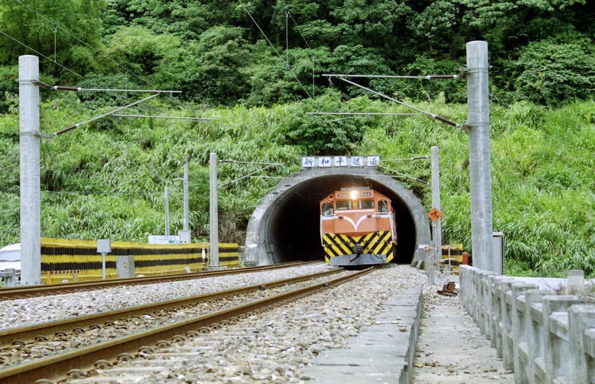 北廻鐡路車站與隧道工程