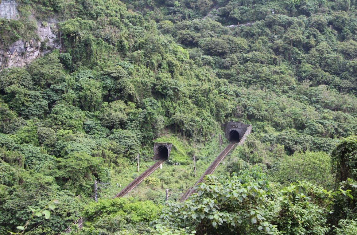 北廻鐡路車站與隧道工程