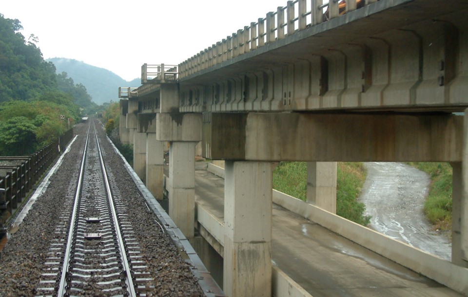 北迴鐵路雙軌化主要雙線橋樑工程