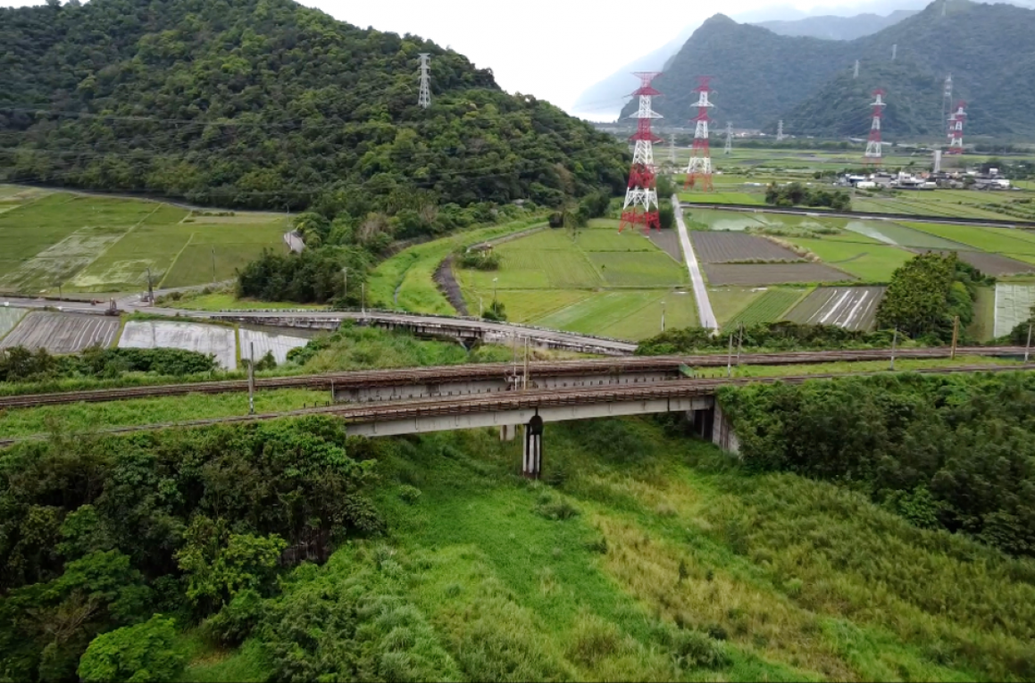 北迴鐵路雙軌化主要雙線橋樑工程