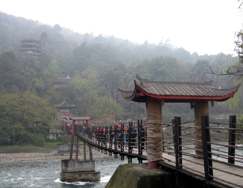 都江堰周邊著名的觀光景點