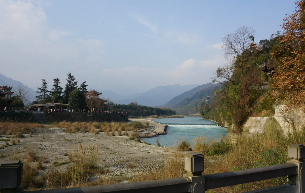 都江堰主體結構飛沙堰