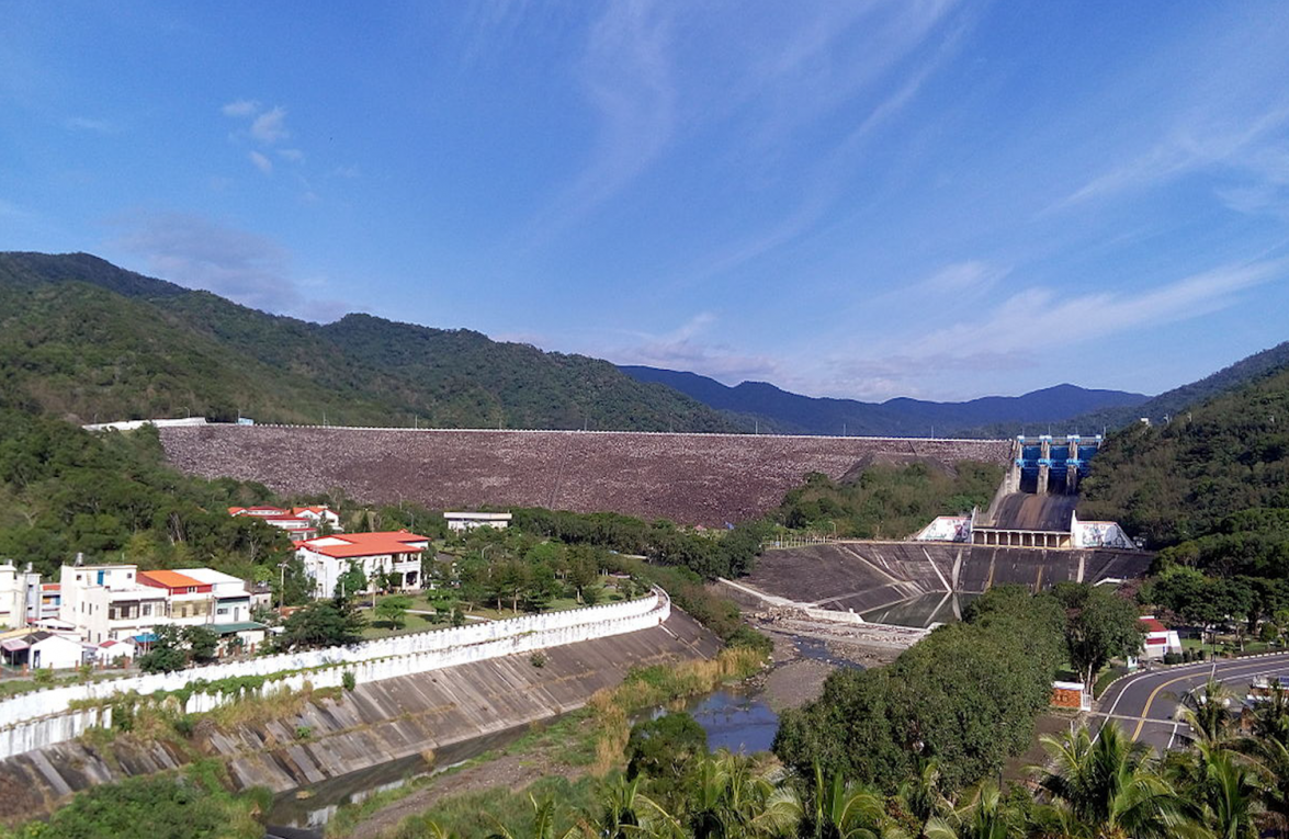 十四項基礎建設