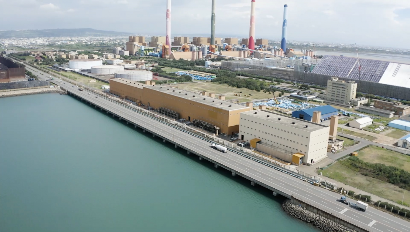 十四項基本建設台中火力發電廠抽水機進水口另建連絡橋