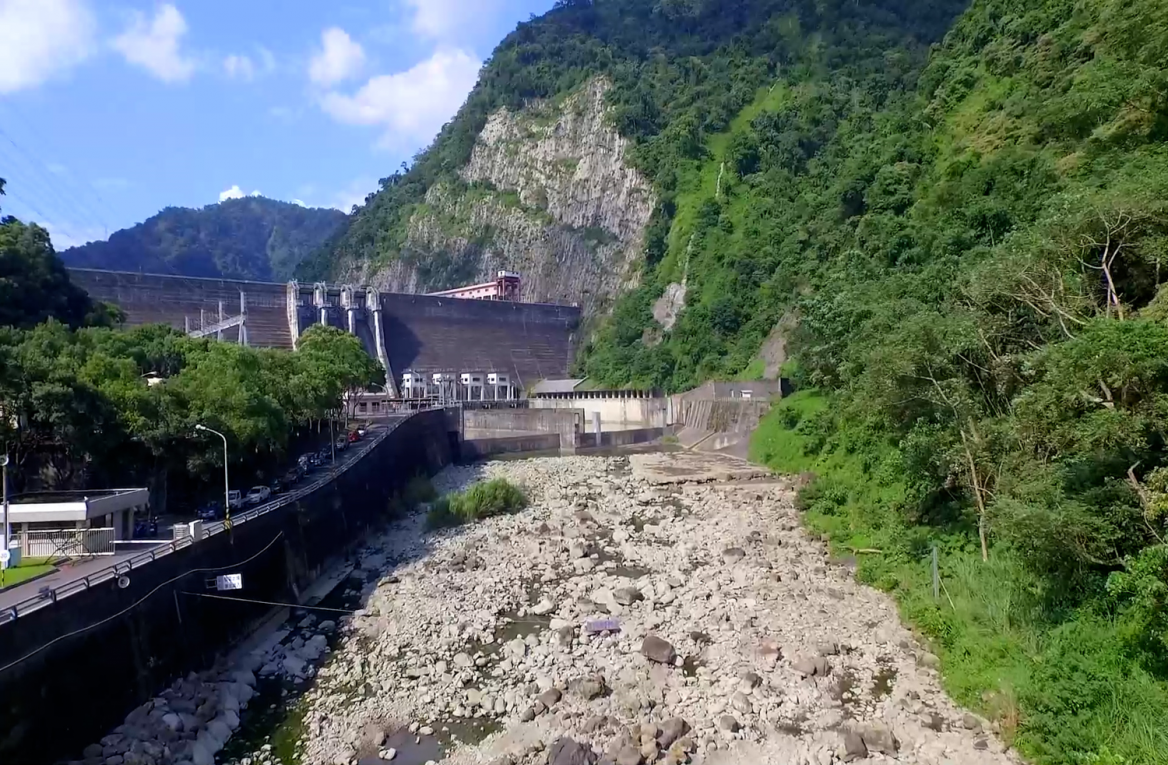 十四項基本建設明潭抽蓄水力發電廠內部