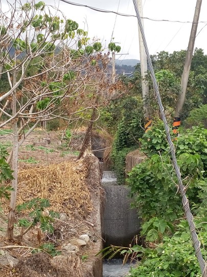 埤南上圳上的跌水工