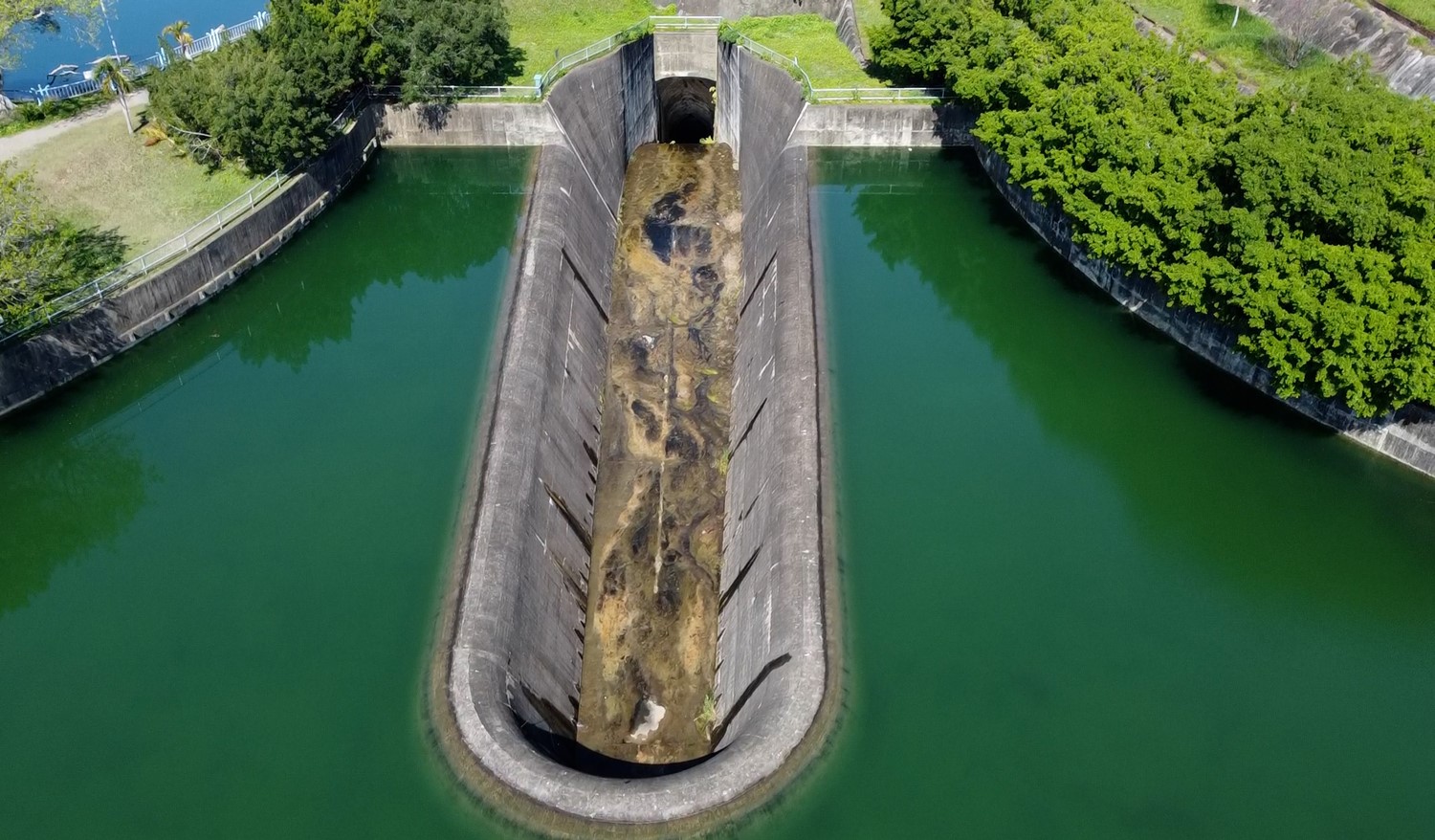 東興淨水場水源永和山水庫溢洪道
