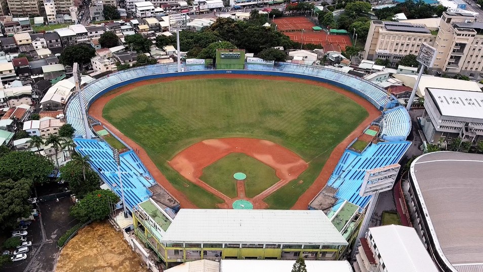 台中水道台中棒球場原稱水源地野球場