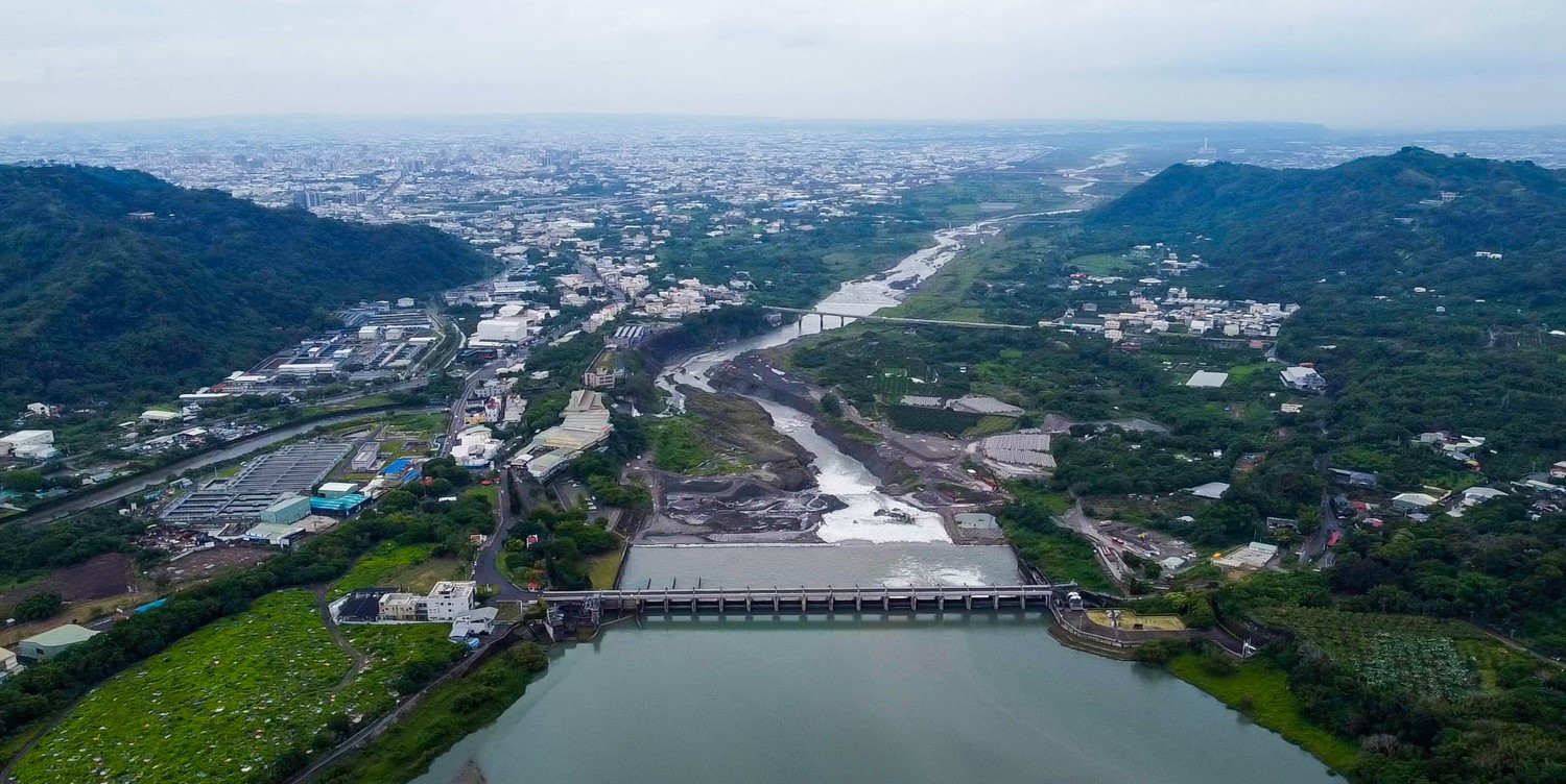 大台中地區公共給水石岡壩921地震重建後全貌