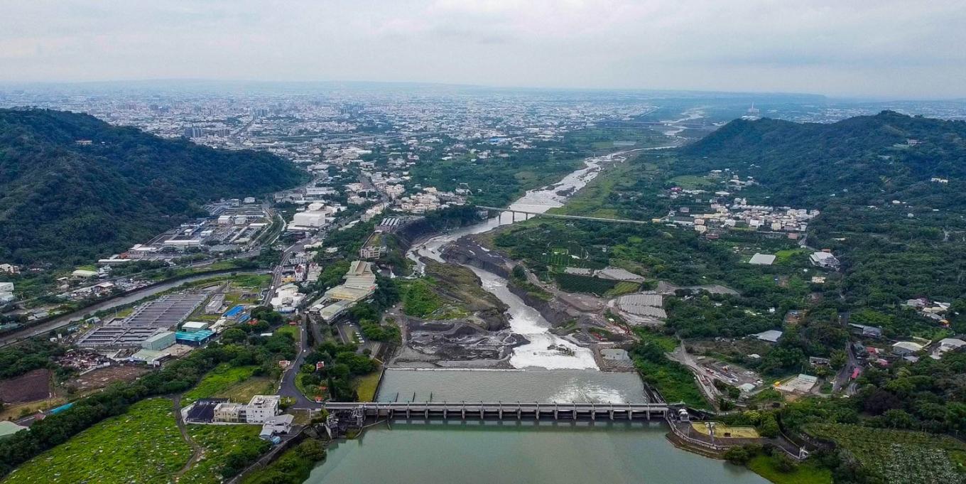 大台中地區公共給水石岡壩921地震重建後全貌