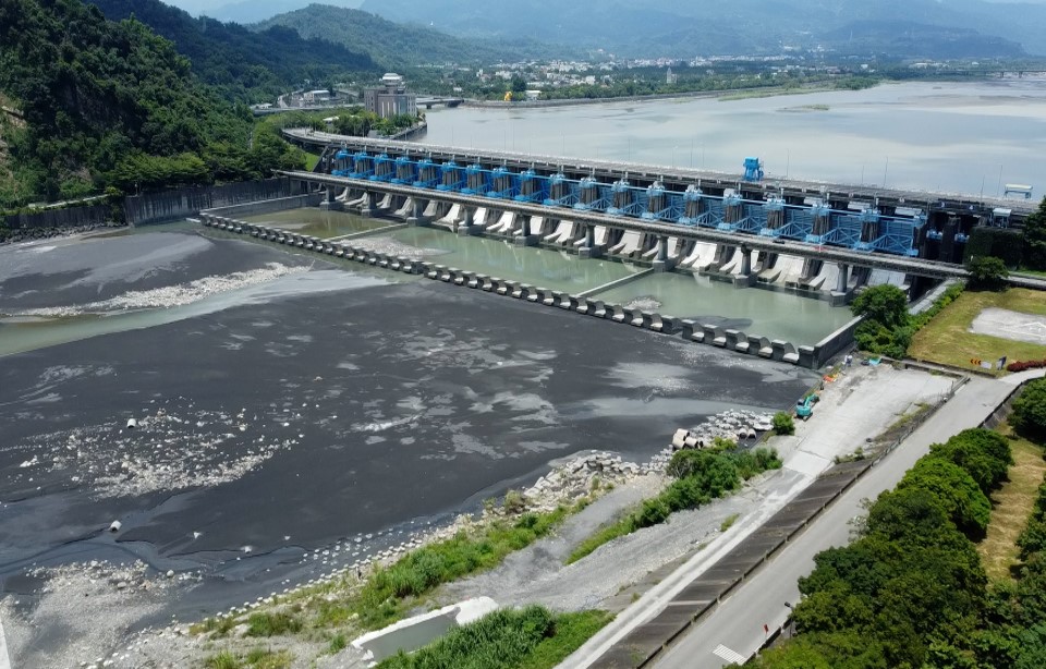 民國時代雲林地區公共給水集集攔河堰全景