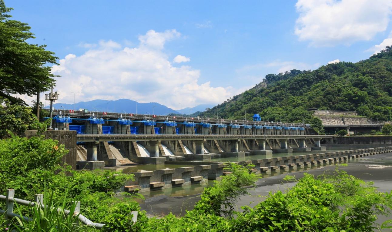 民國時代雲林地區公共給水供水集集攔河堰溢洪道