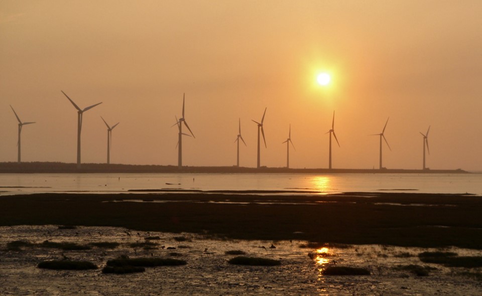 台中高美溼地風力發電機