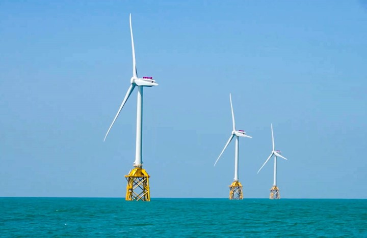 彰濱外海的台電離岸一期風場風力發電機組