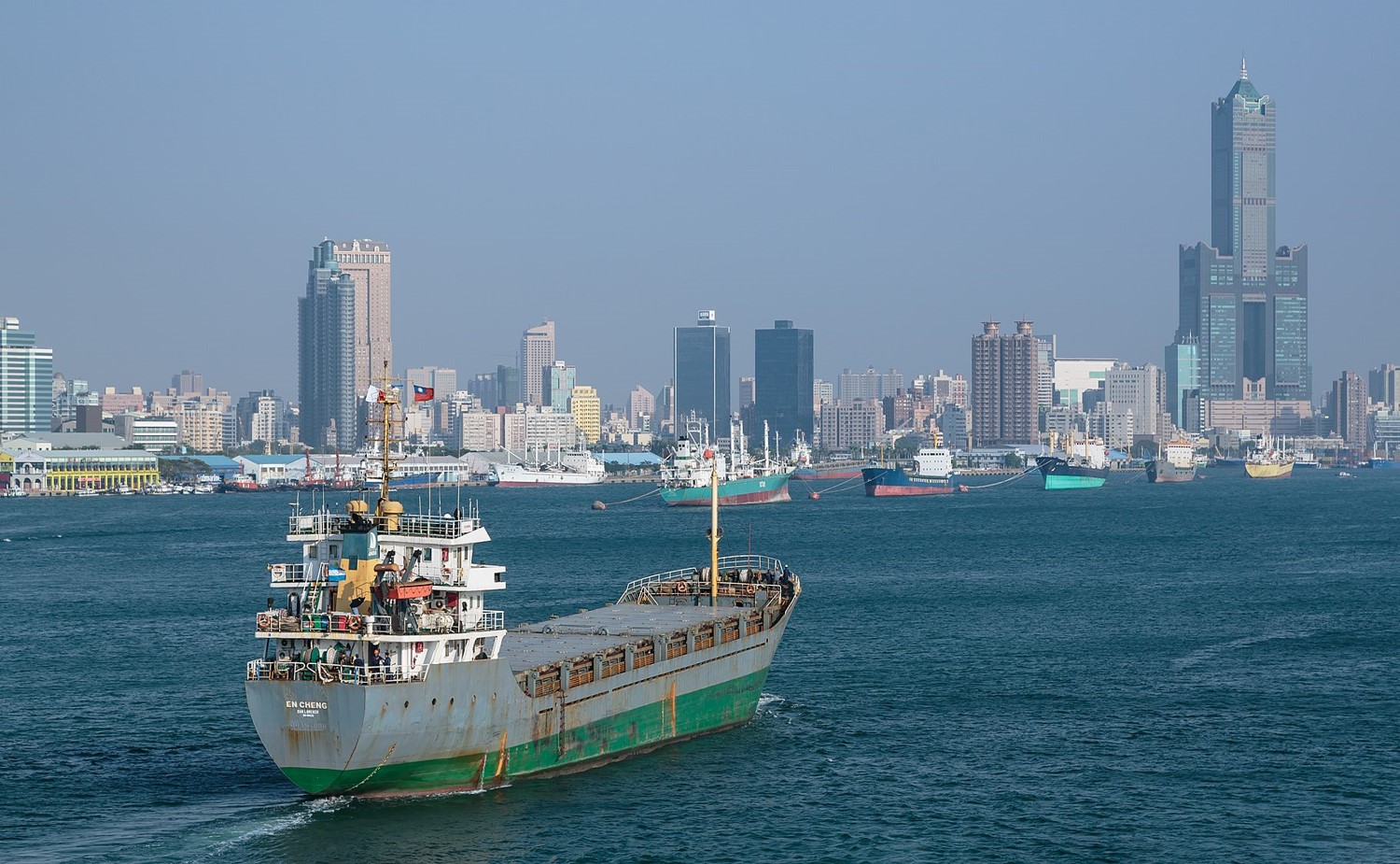 高雄港