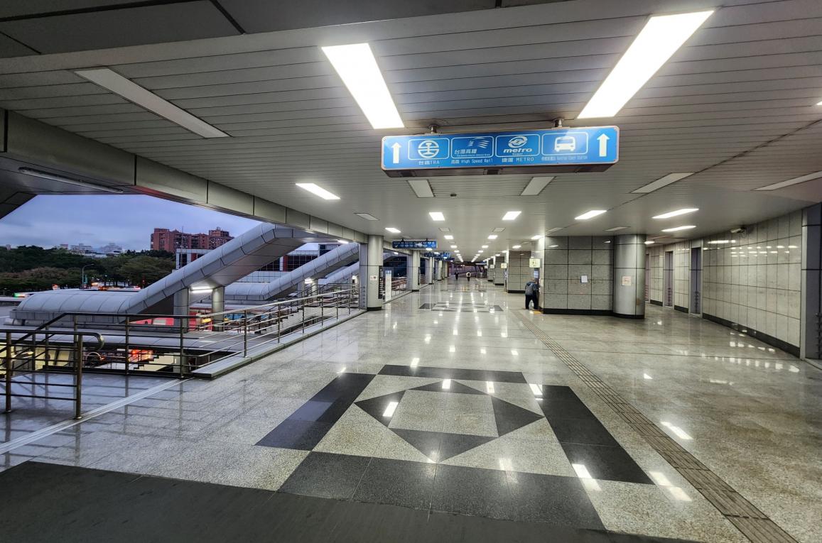 臺北市區鐵路地下化第三期工程「萬板專案」板橋公車站