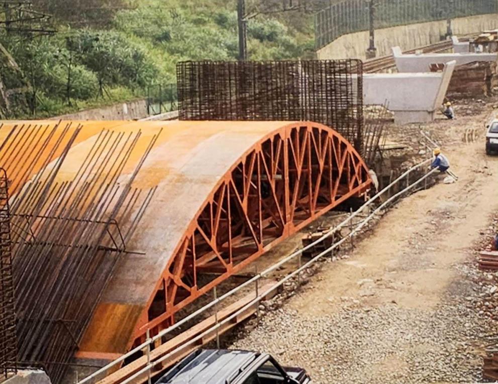 臺北市區車站鐵路地下化第四期東延南港工程「南港專案」汐止高架鐵路工程施工