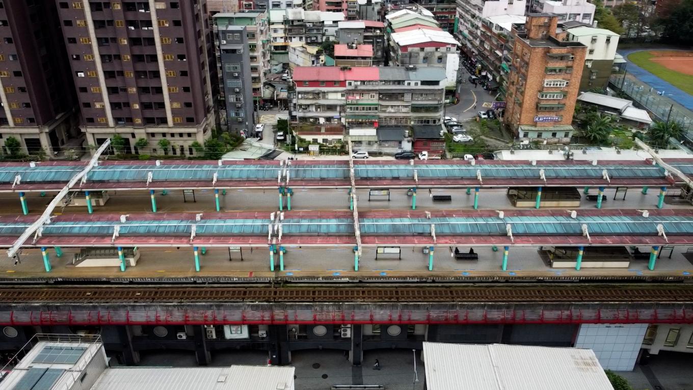 臺北市區車站鐵路地下化第四期東延南港工程「南港專案」汐止高架鐵路工程