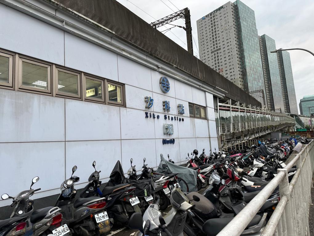 臺北市區車站鐵路地下化第四期東延南港工程「南港專案」汐科車站北側出口