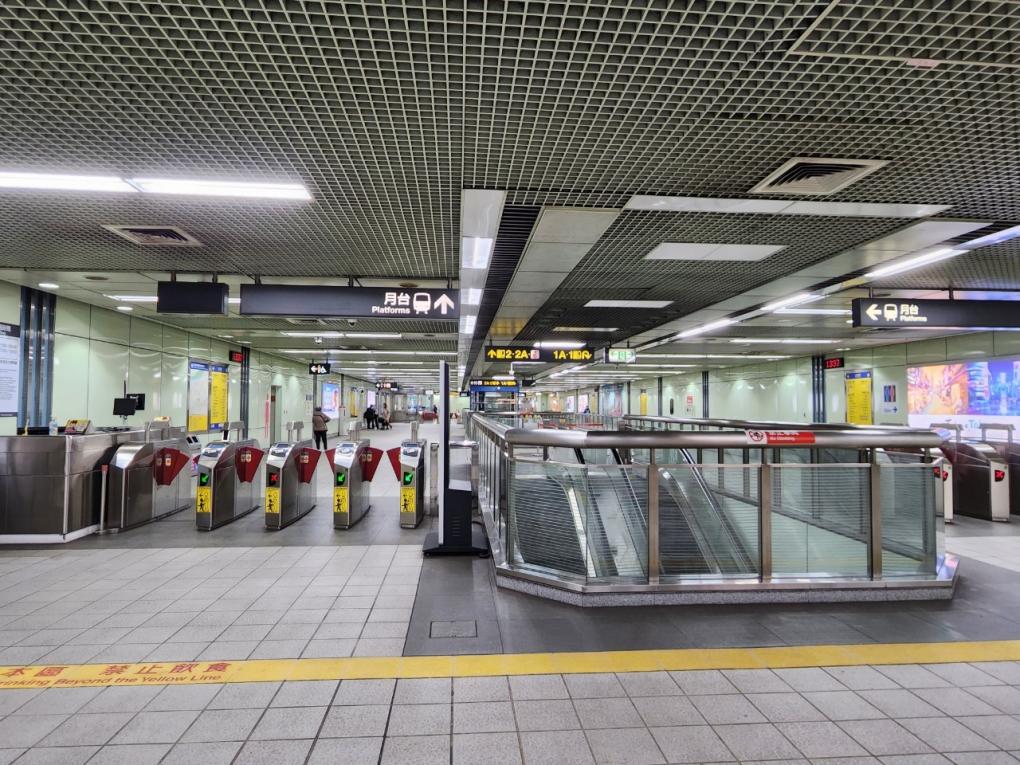臺北市區車站鐵路地下化第四期東延南港工程「南港專案」南港捷運站