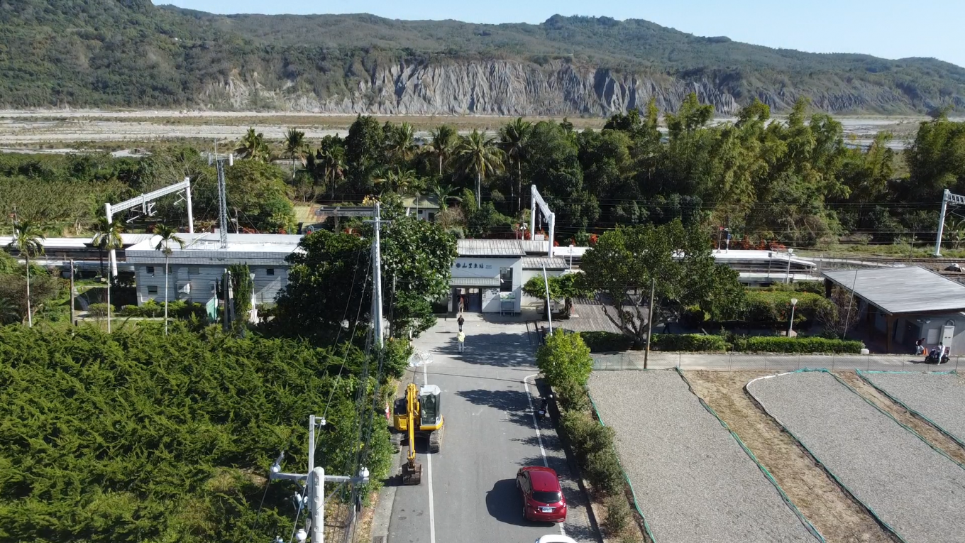 花東線鐵路瓶頸化雙軌路段及全線電氣化沿途重要車站山里車站