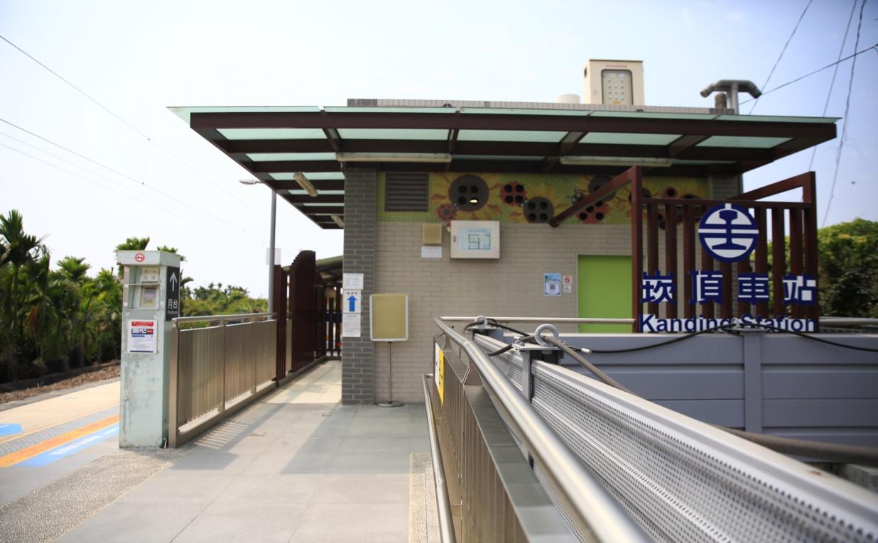 南迴鐵路電氣化潮枋段沿線車站崁頂站