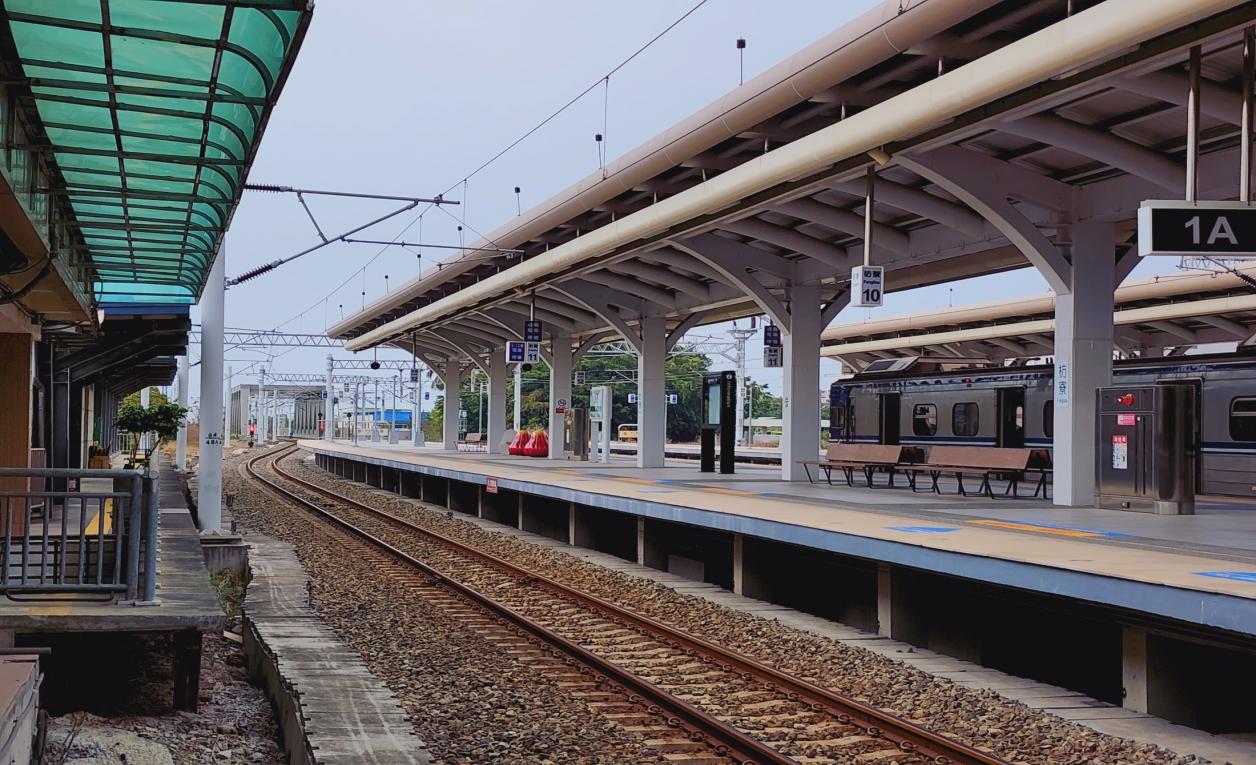 南迴鐵路電氣化潮枋段沿線車站枋寮站