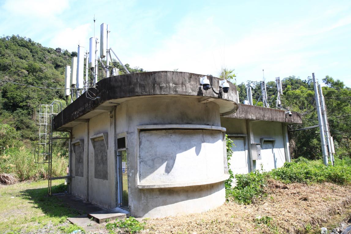 南迴鐵路電氣化南廻線菩安號誌站(目前已廢棄)行控室