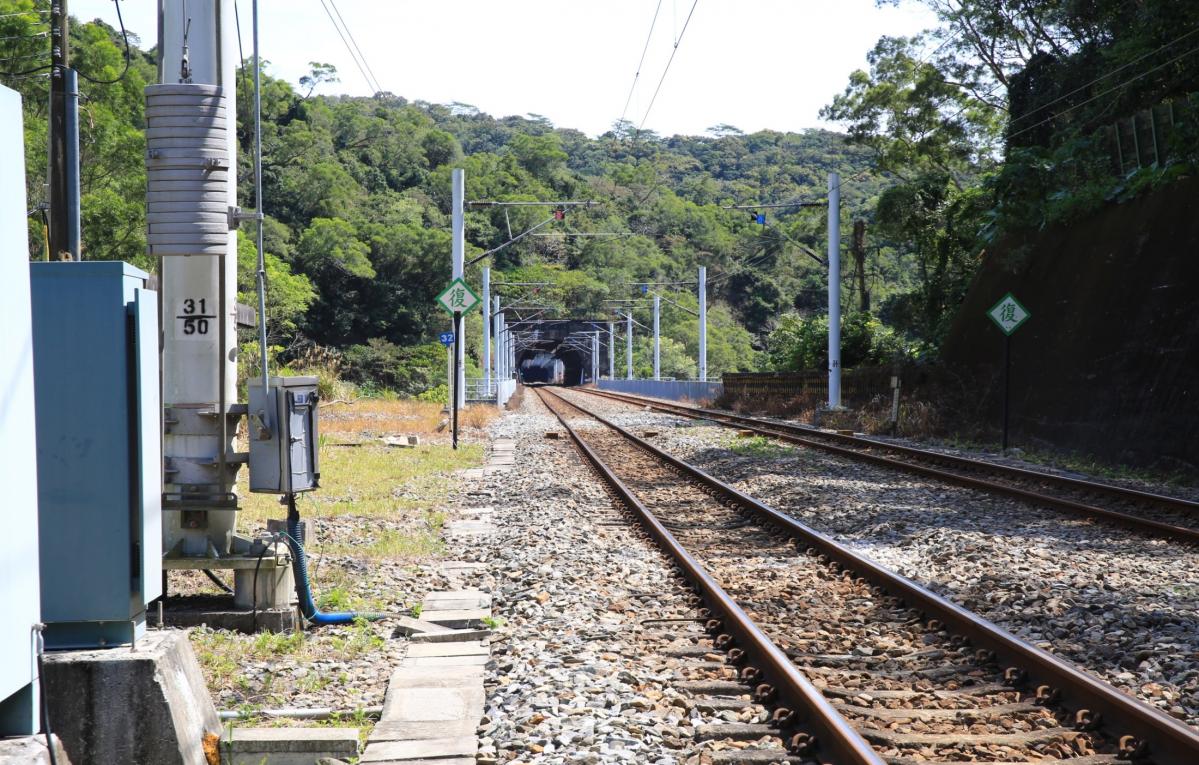 南迴鐵路電氣化南廻線菩安隧道
