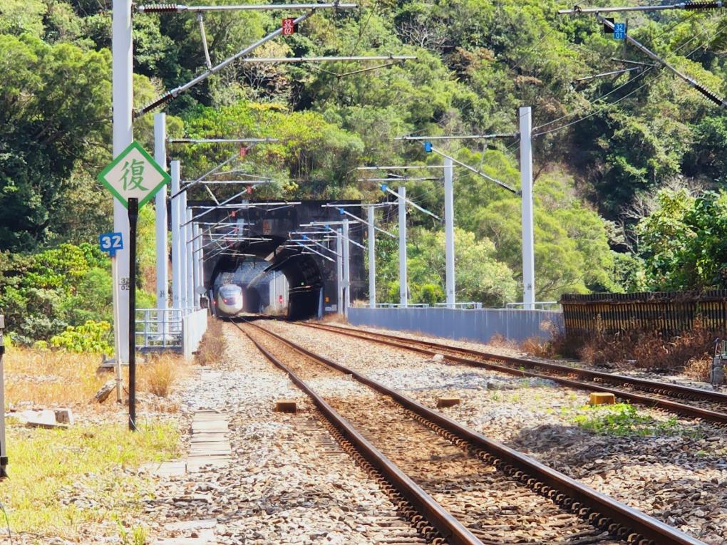 南迴鐵路電氣化南廻線菩安隧道