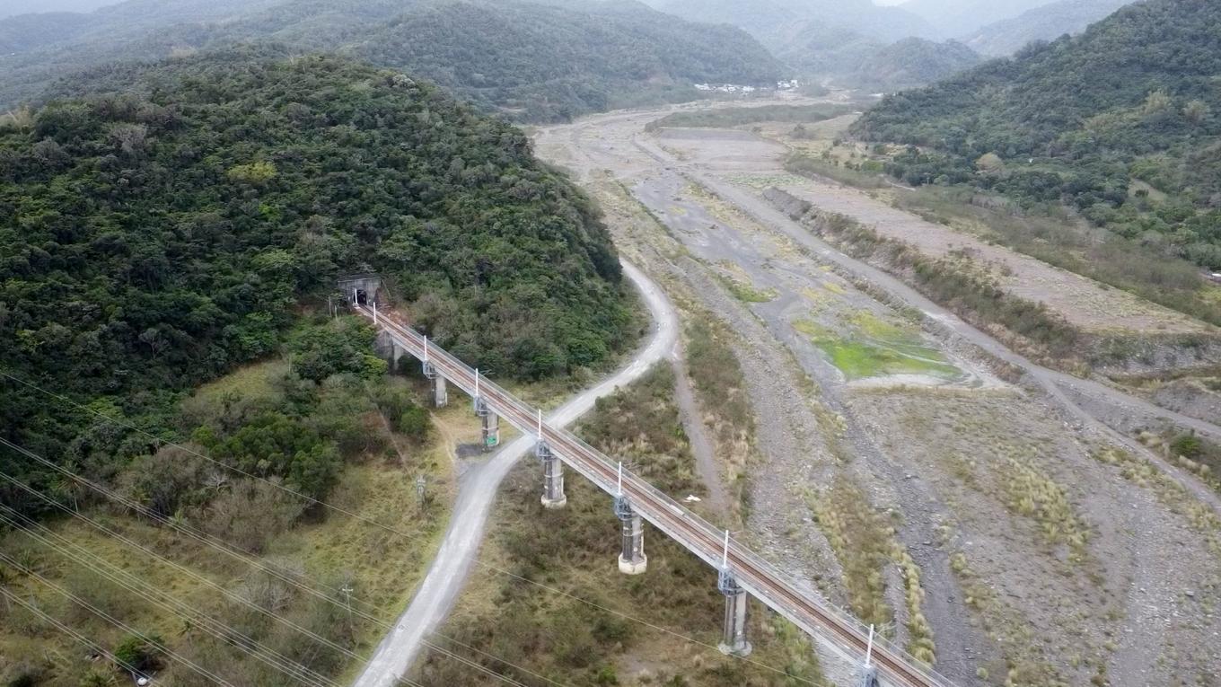 南迴鐵路電氣化南廻線大武車站南端大武一號隧道