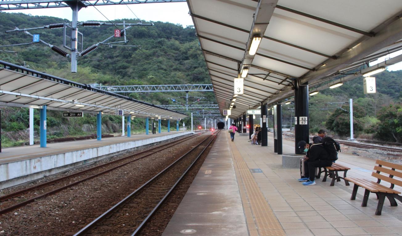 南迴鐵路電氣化南廻線沿線車站大武車站月台