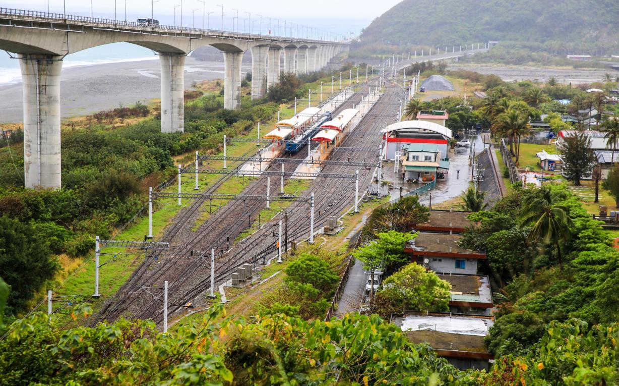 南迴鐵路電氣化南廻線沿線車站金崙車站