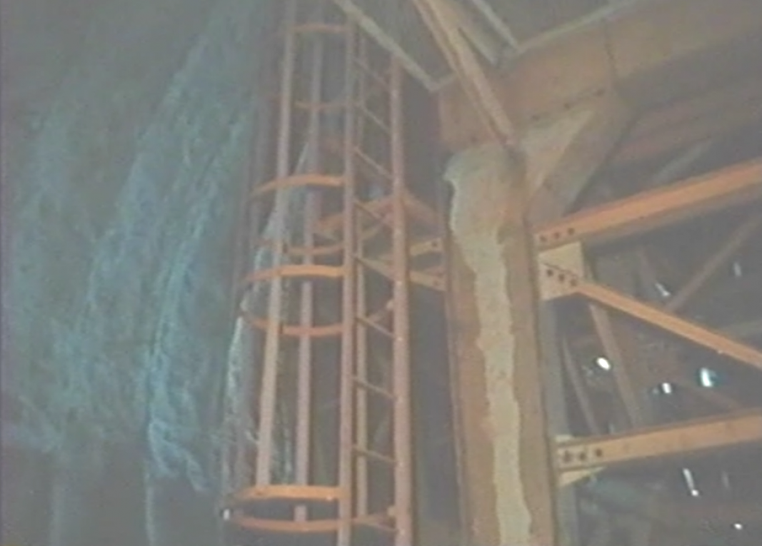 南化水庫導水隧道下半斷面開挖自走式活動鋼模