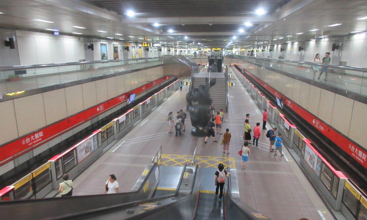 台北捷運信義線地下段台大醫院站(R09)月台層