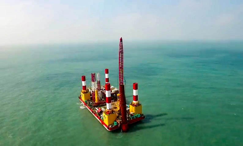 台電一期離岸風電第二座示範風場設施海氣象觀測塔