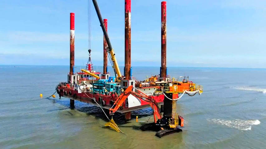 台電一期離岸風電示範風場海底電纜工程-卸下海纜