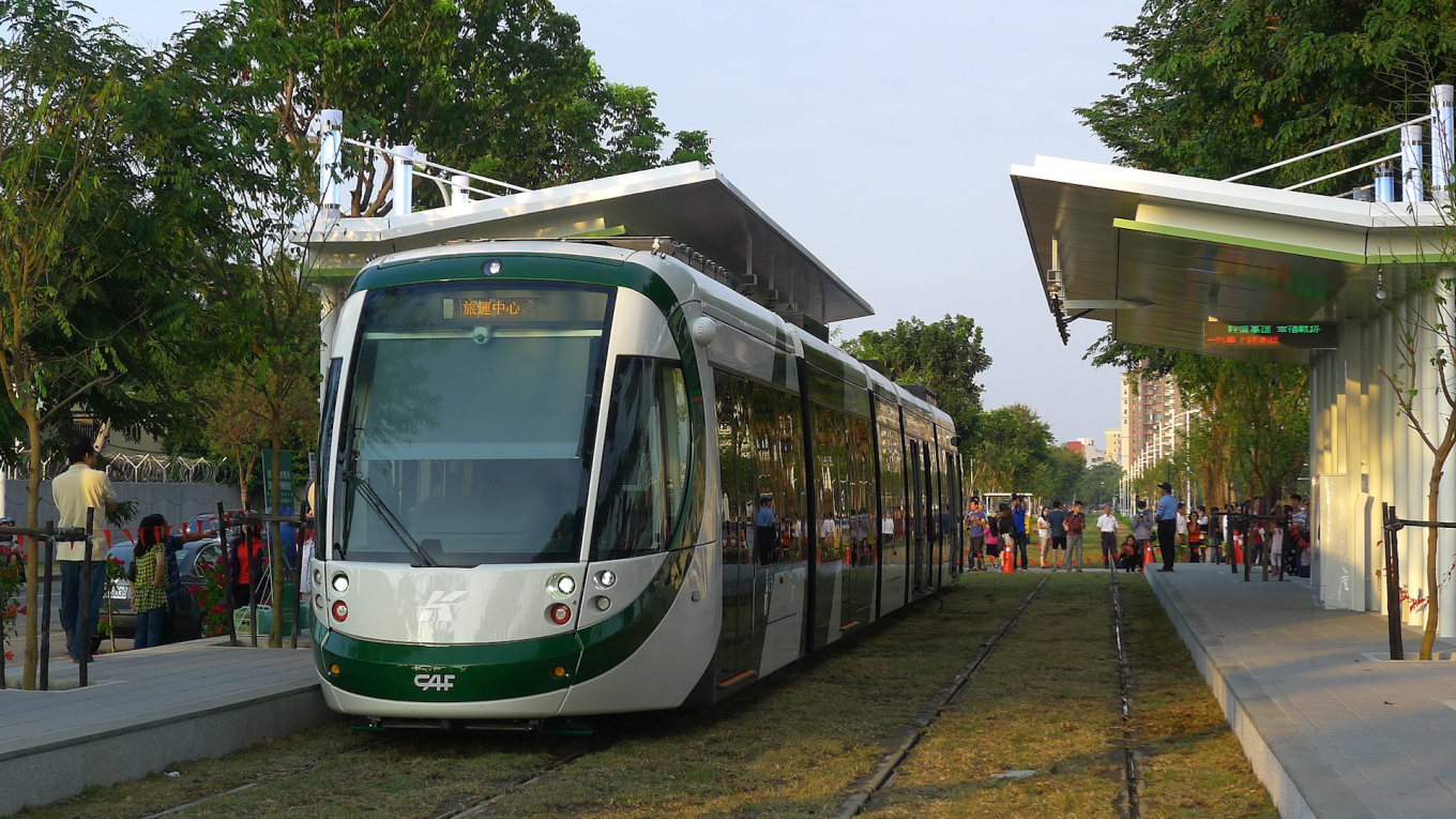 高雄捷運系統輕軌系統列車