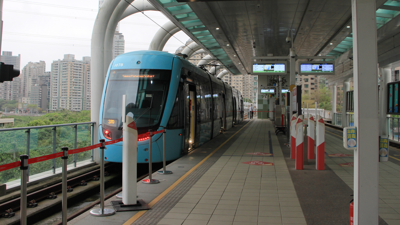 新北捷運系統輕軌系統列車