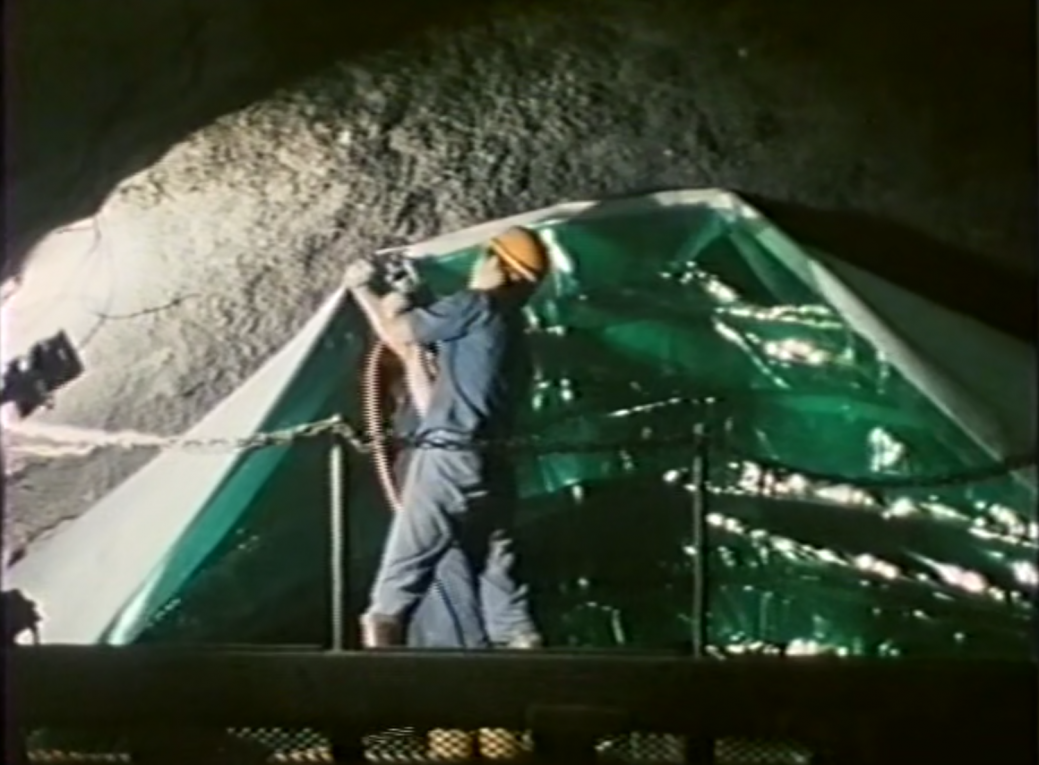 三義壹號隧道工程隧道鋪設防水膜