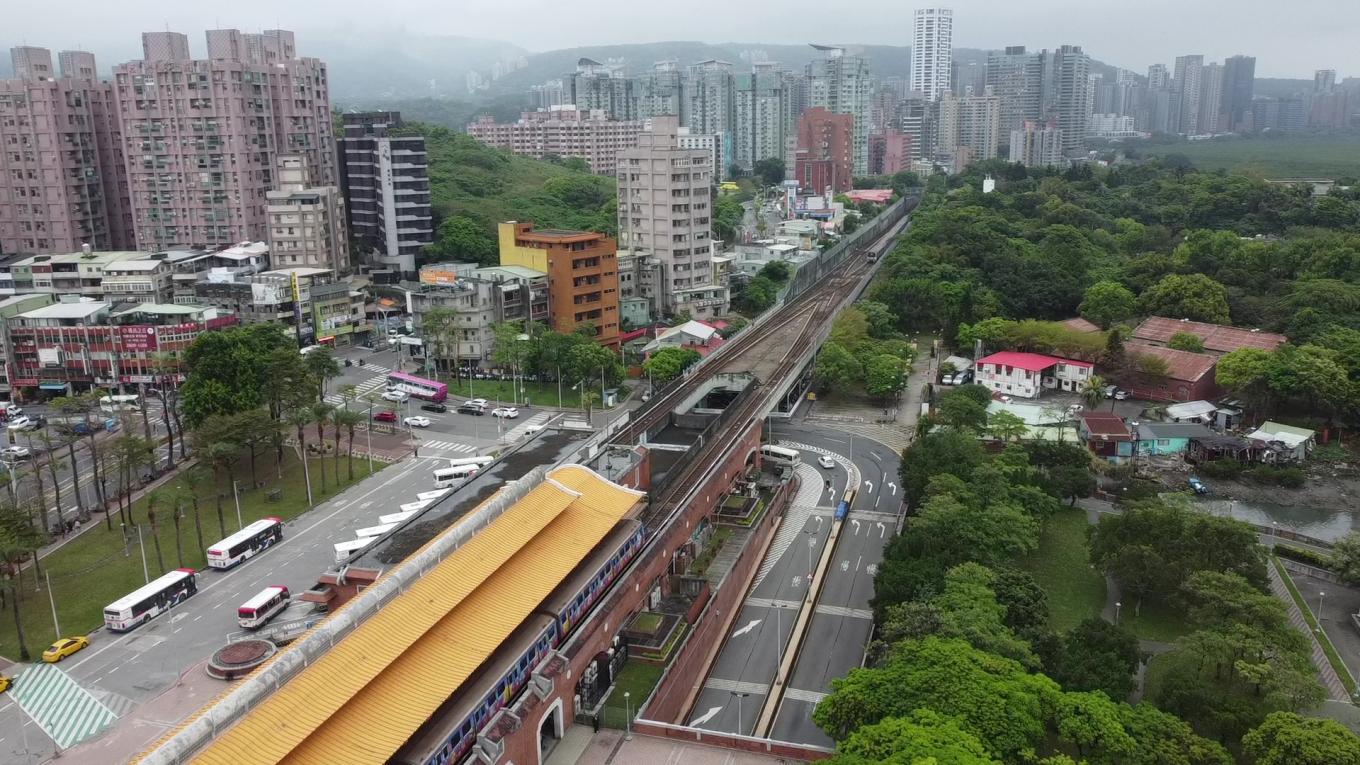 台北捷運淡水線淡水站(R)