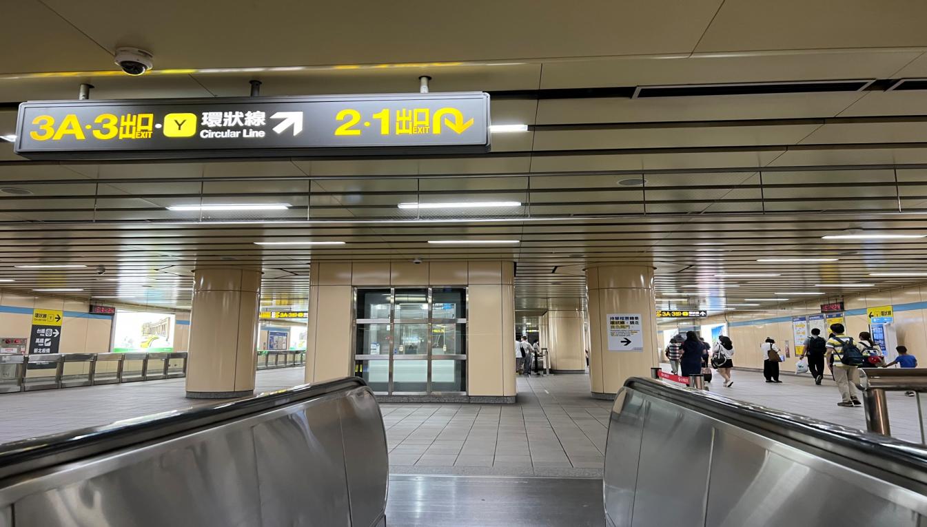 捷運板南線板橋線沿線車站板橋站(BL07)大廳層