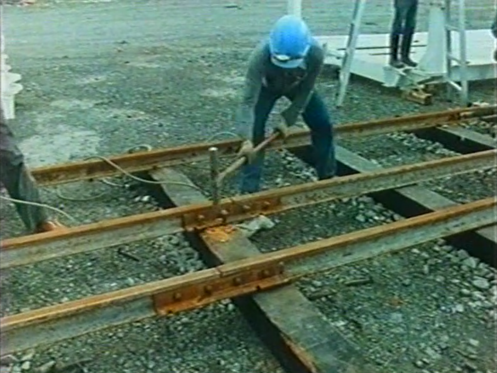 北宜高速公路坪林隧道導坑工程TBM支援系統假安裝