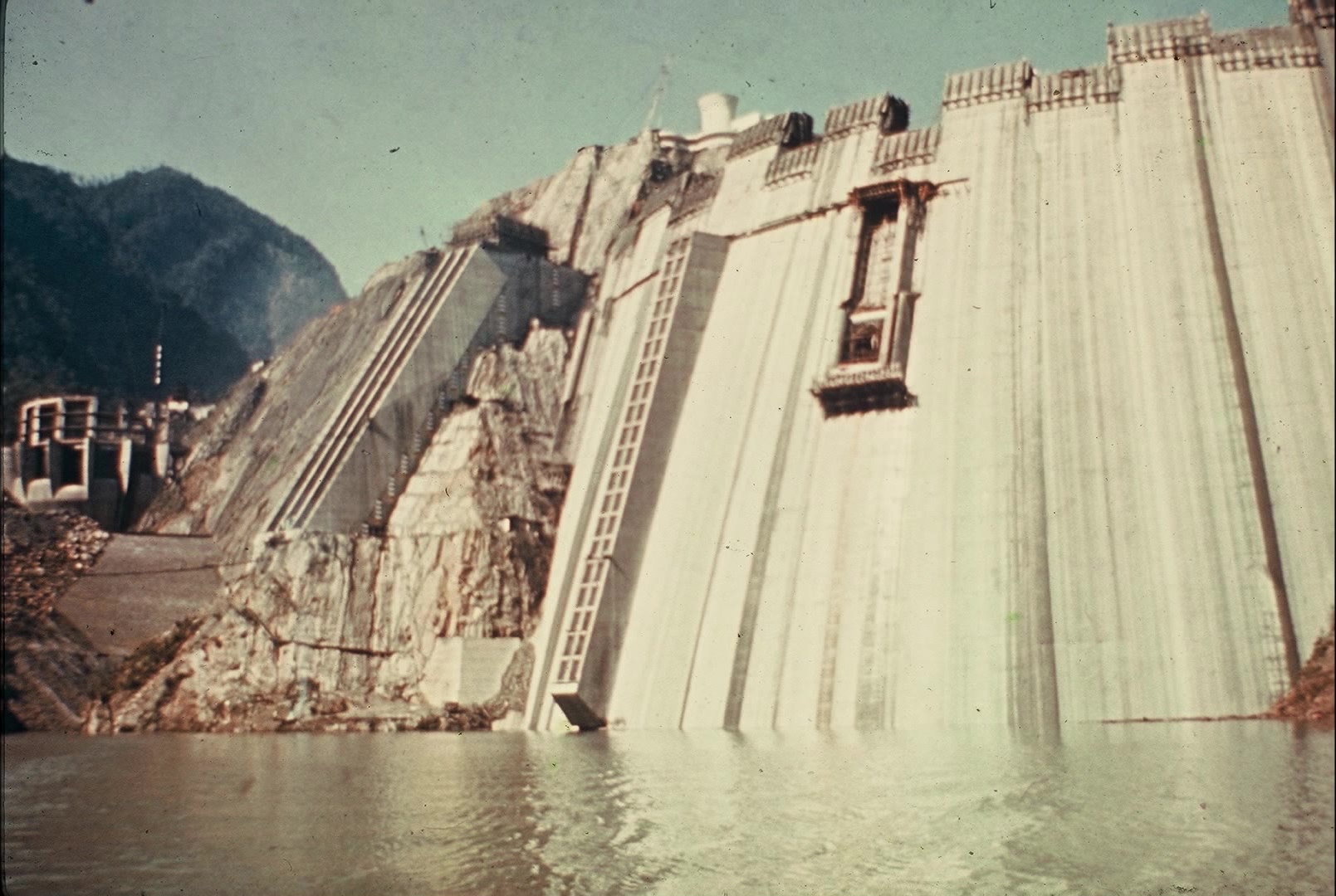 大甲溪流域德基水庫建造舊照