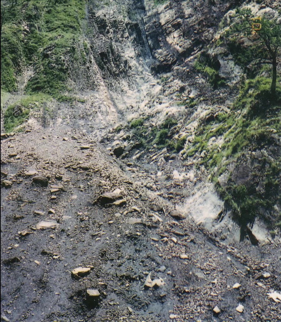 大甲溪流域德基水庫921地震邊坡搶修畫面