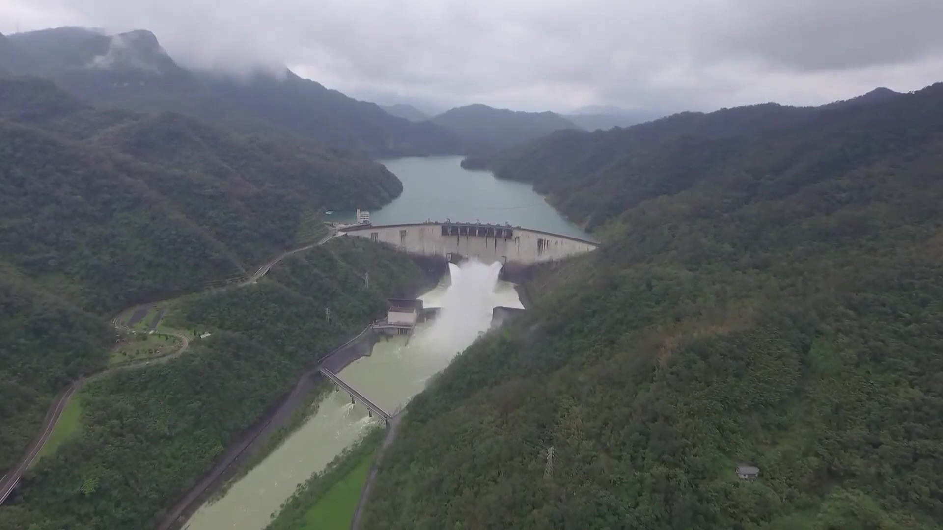 十二項建設翡翠水庫空拍圖