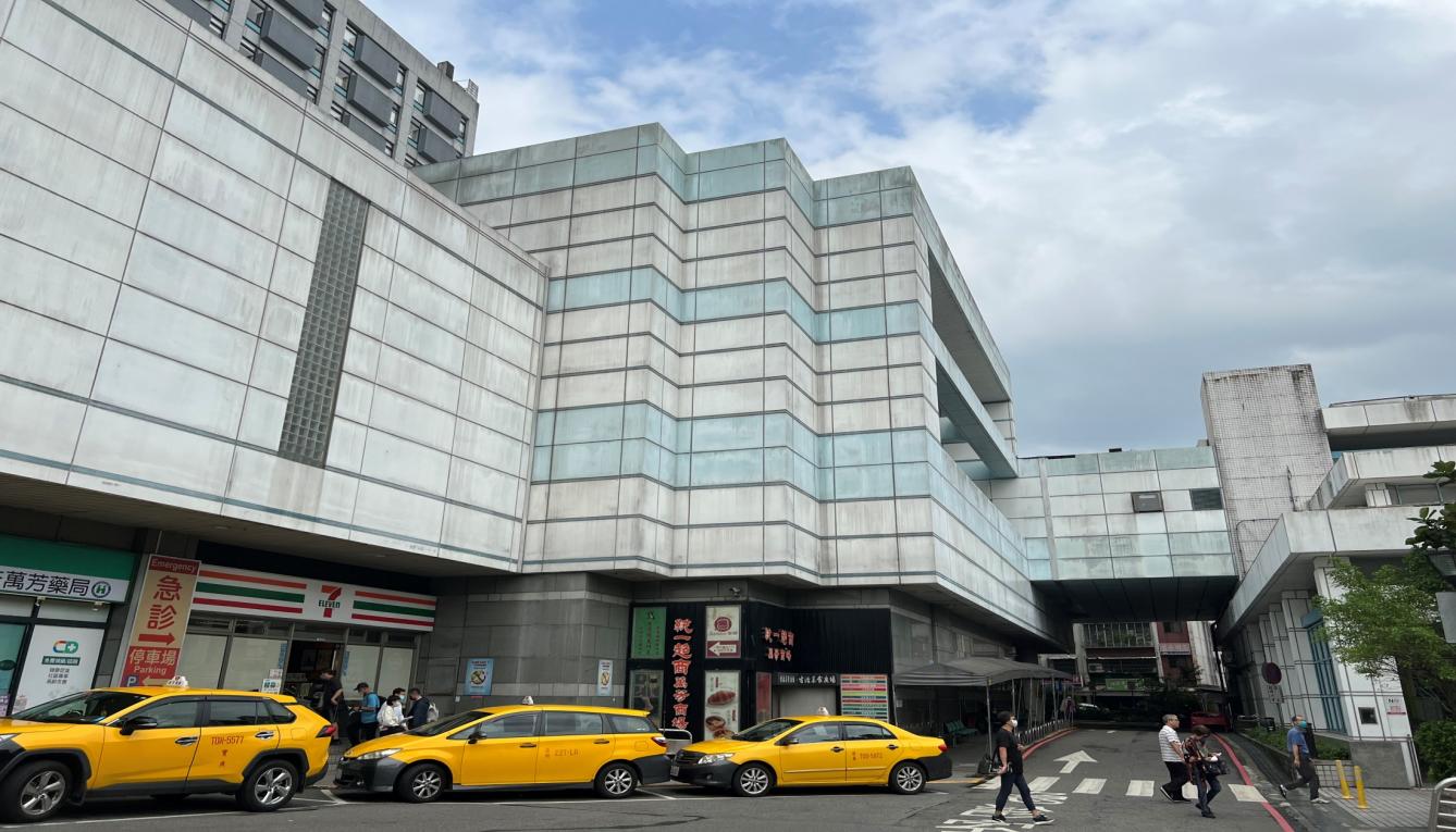 捷運木柵線沿線車站萬芳社醫院站(BR04)共構萬芳醫院