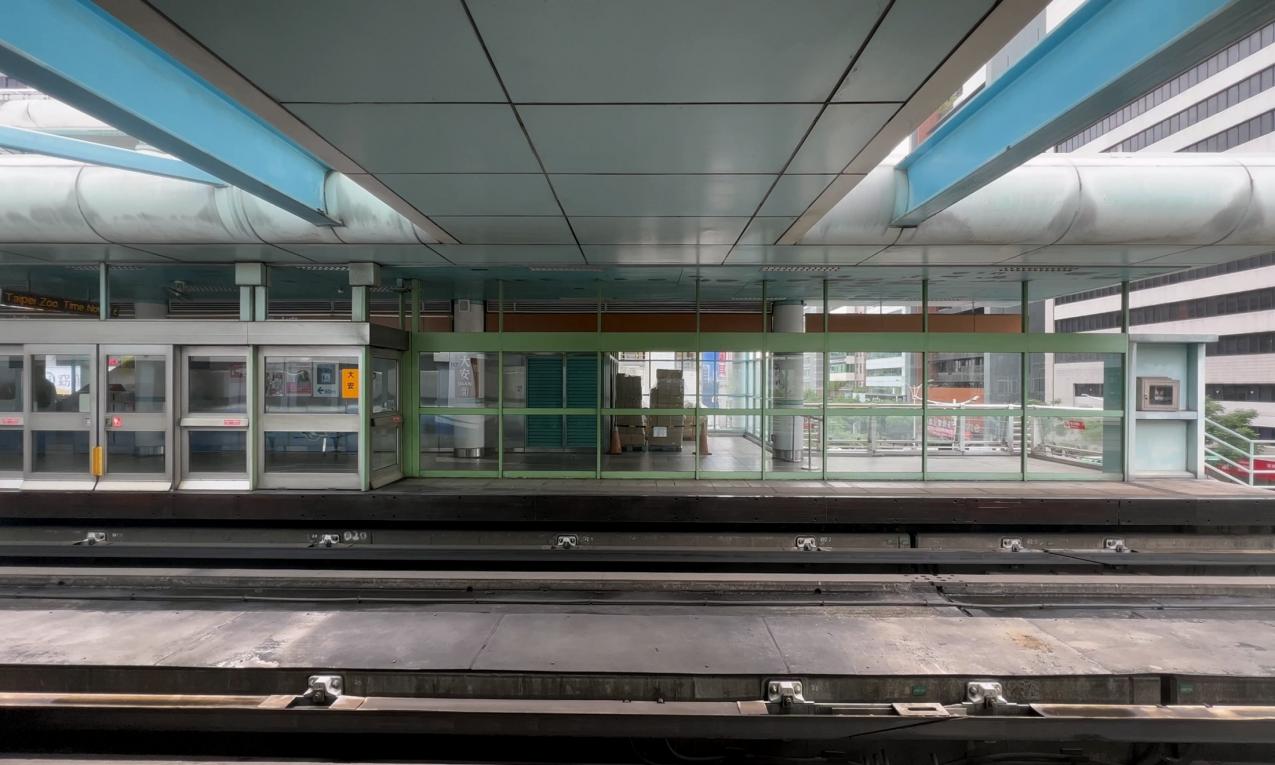 捷運木柵線沿線車站大安站(BR09/R05)地上三樓月台層