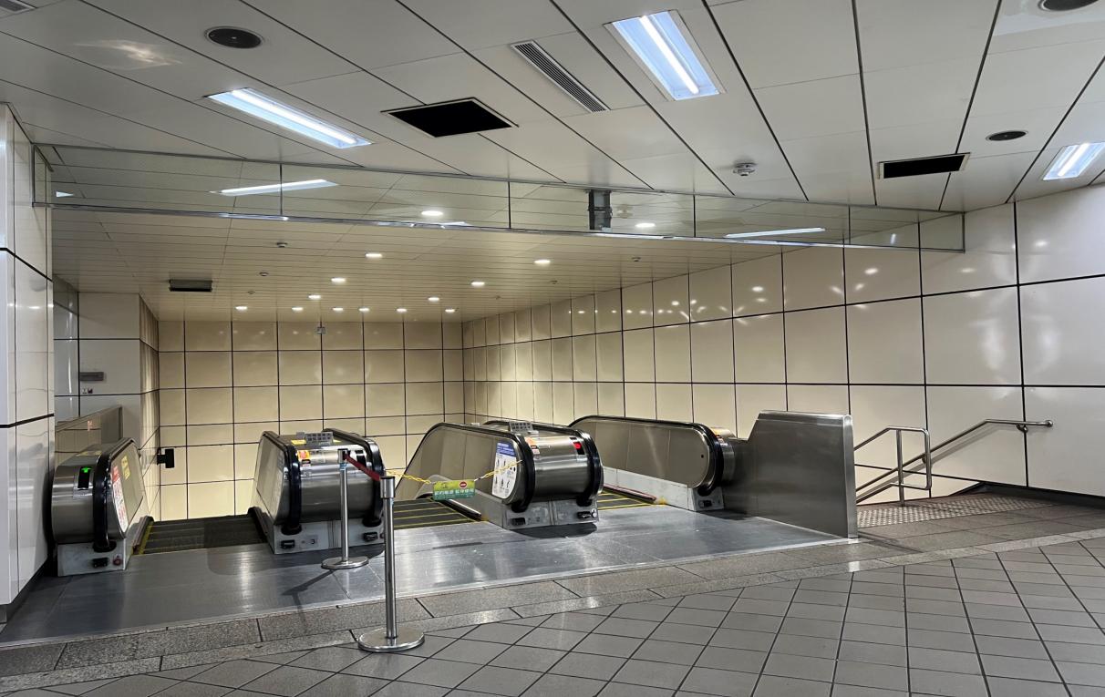 捷運松山新店線之新店線七張站(G03)大廳層